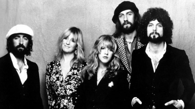 How Stevie Nicks and Fleetwood Mac Created "Dreams"